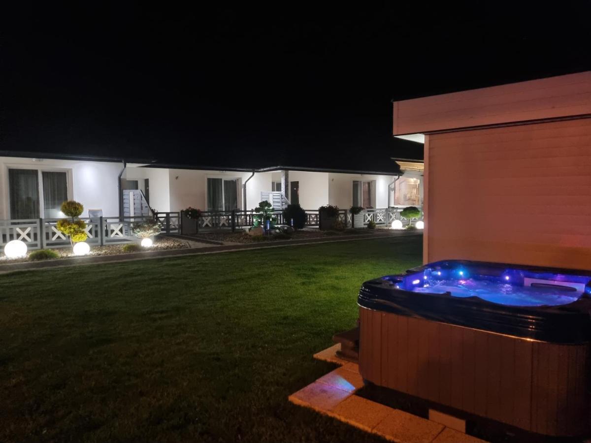 Apartamenty Dzemejra - Jumeirah Ujście-Darłowskie 外观 照片