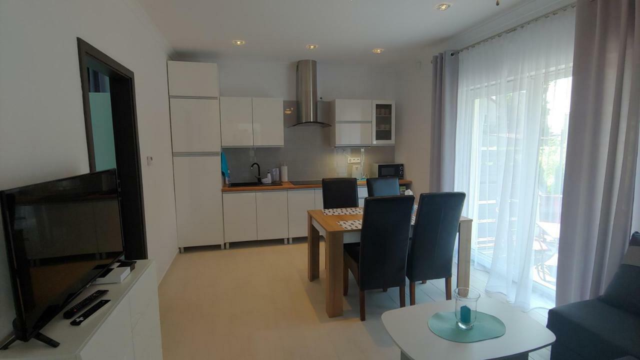 Apartamenty Dzemejra - Jumeirah Ujście-Darłowskie 外观 照片
